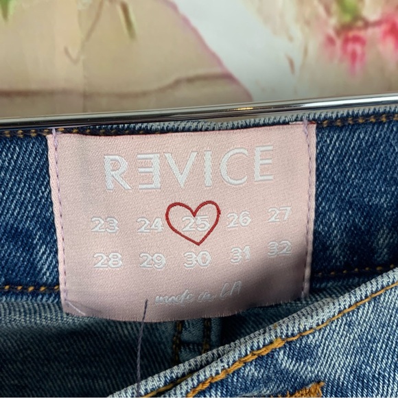 NEW REVICE Distressed Blue Jeans - Picture 9 of 9